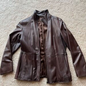 Dark brown/cognac short leather jacket
